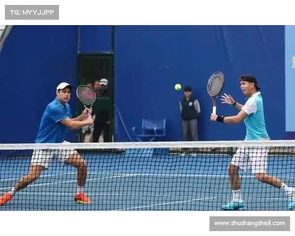 网球比赛精彩瞬间回顾 媒体深度采访球员背后的故事与心路历程 网球比赛精彩瞬间回顾 媒体深度采访球员背后的故事与心路历程